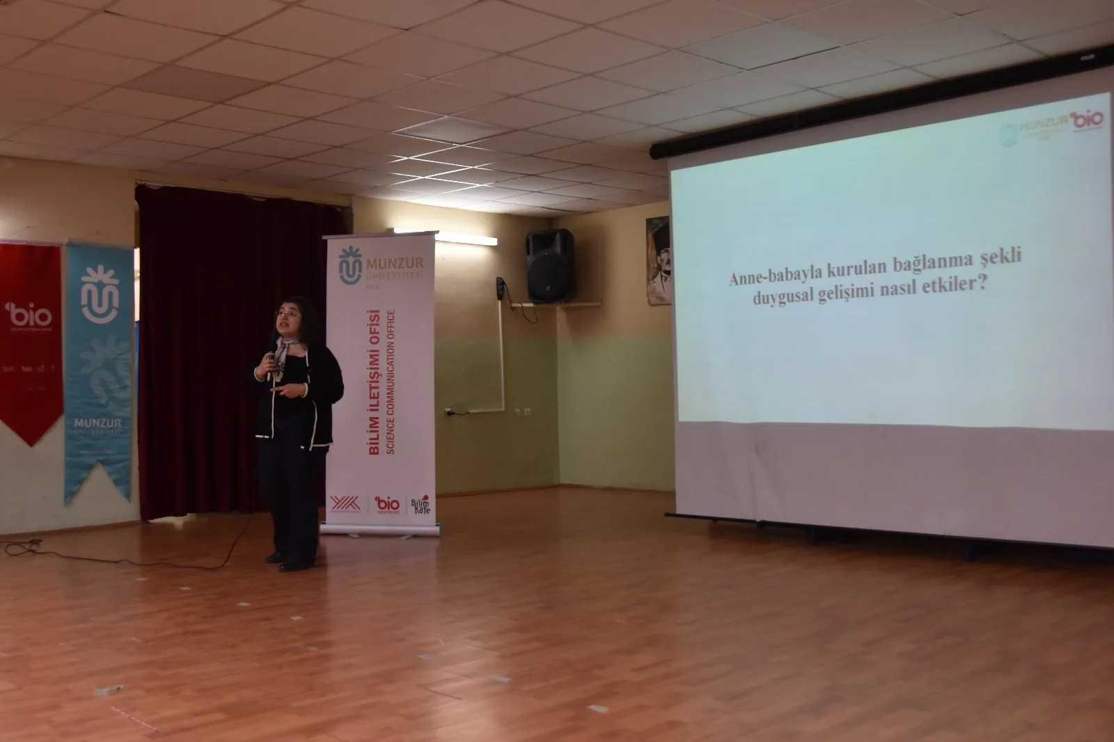 Munzur Üniversitesi "Erken Çocukluk Döneminde Duygusal Gelişimi Anlamak" Başlıklı Etkinlikte Ebeveynlerle Buluştu