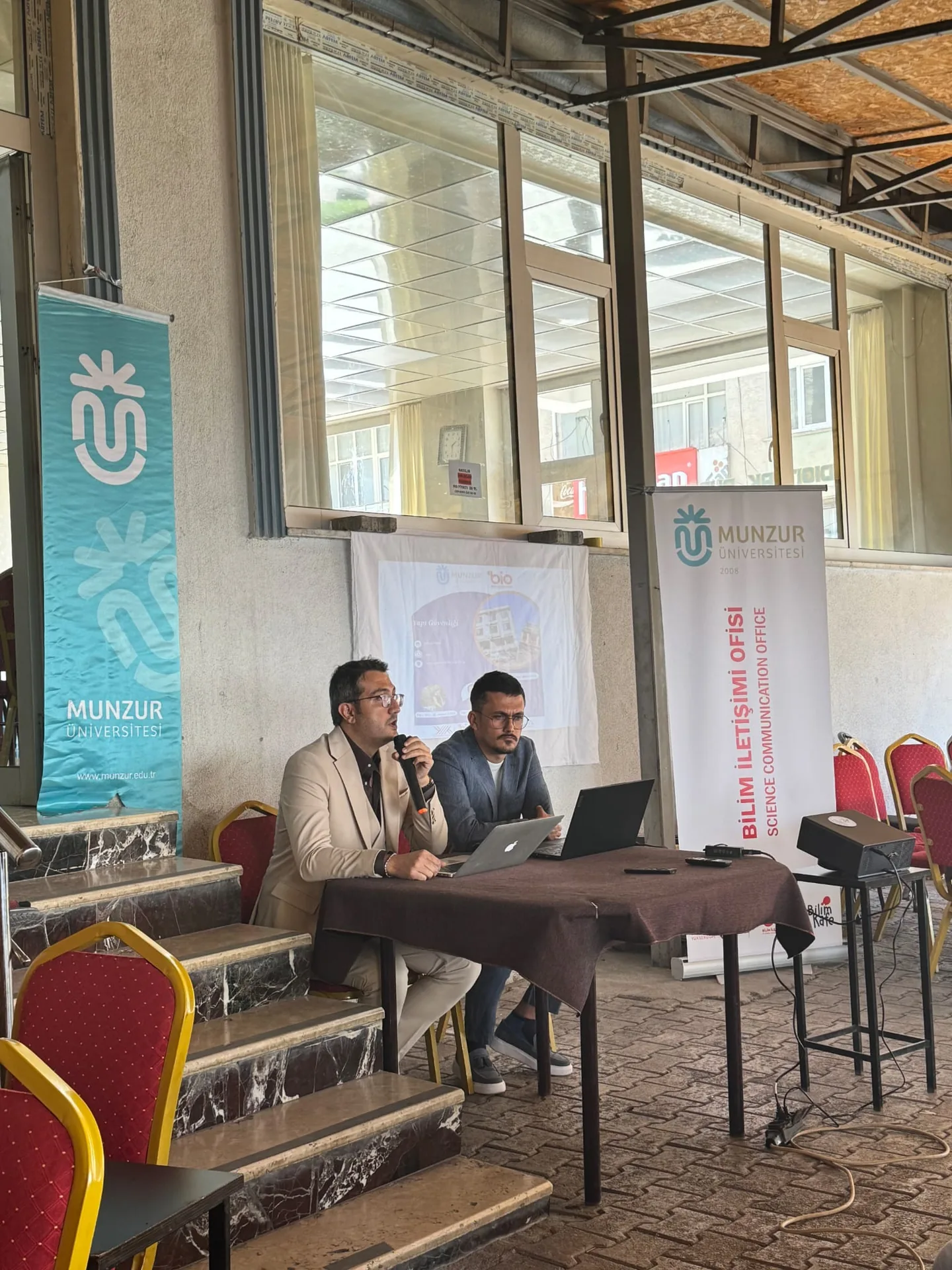 Munzur Üniversitesi Çemişgezek’te “Yapı Güvenliği” Konulu Bilim Kafe Etkinliğini Gerçekleştirdi