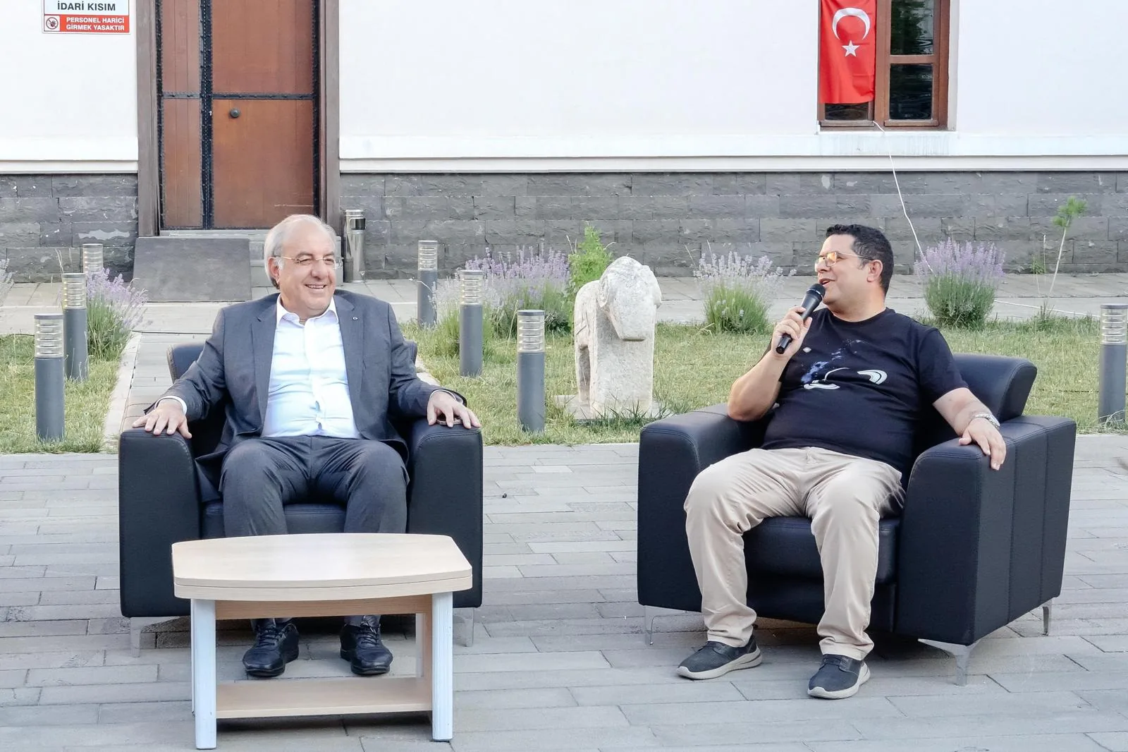Munzur Üniversitesi'nin İlk Bilim Kafe Etkinliği Gerçekleştirildi