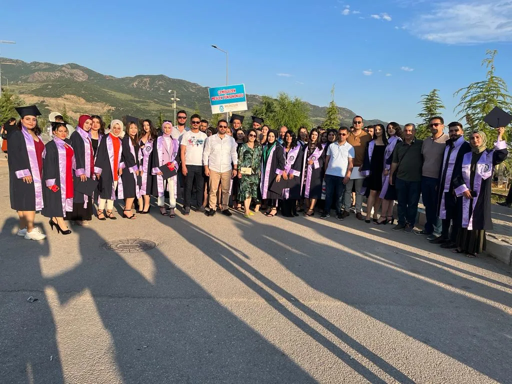 2021-2022 Eğitim Öğretim Yılı Mezuniyet Töreni Coşkuyla Kutlandı.