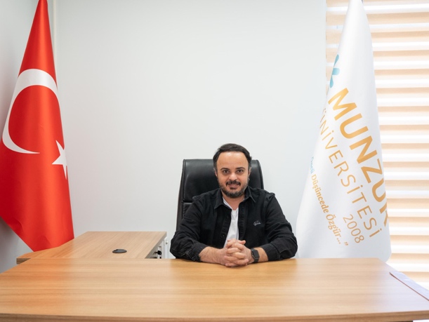 Doç. Dr. Umut UYAN