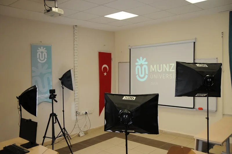 MU-UZEM DERS STÜDYOSU HİZMETE GİRMİŞTİR