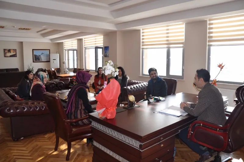 Öğrencilerden Rektör İpek’e Teşekkür Ziyareti