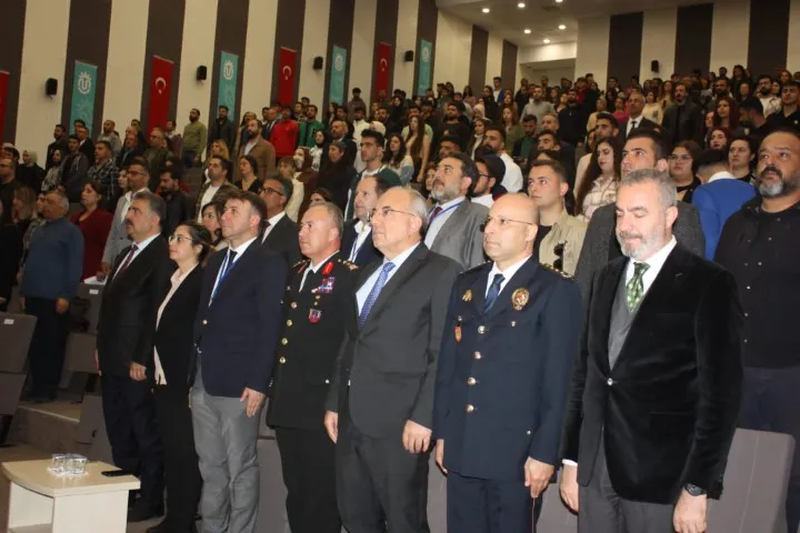 Munzur Üniversitesi Türkiye Cumhuriyeti'nin Kurucusu Mustafa Kemal Atatürk'ü Ölümünün 85. Yıl Dönümünde Saygı ve Minnetle Andı