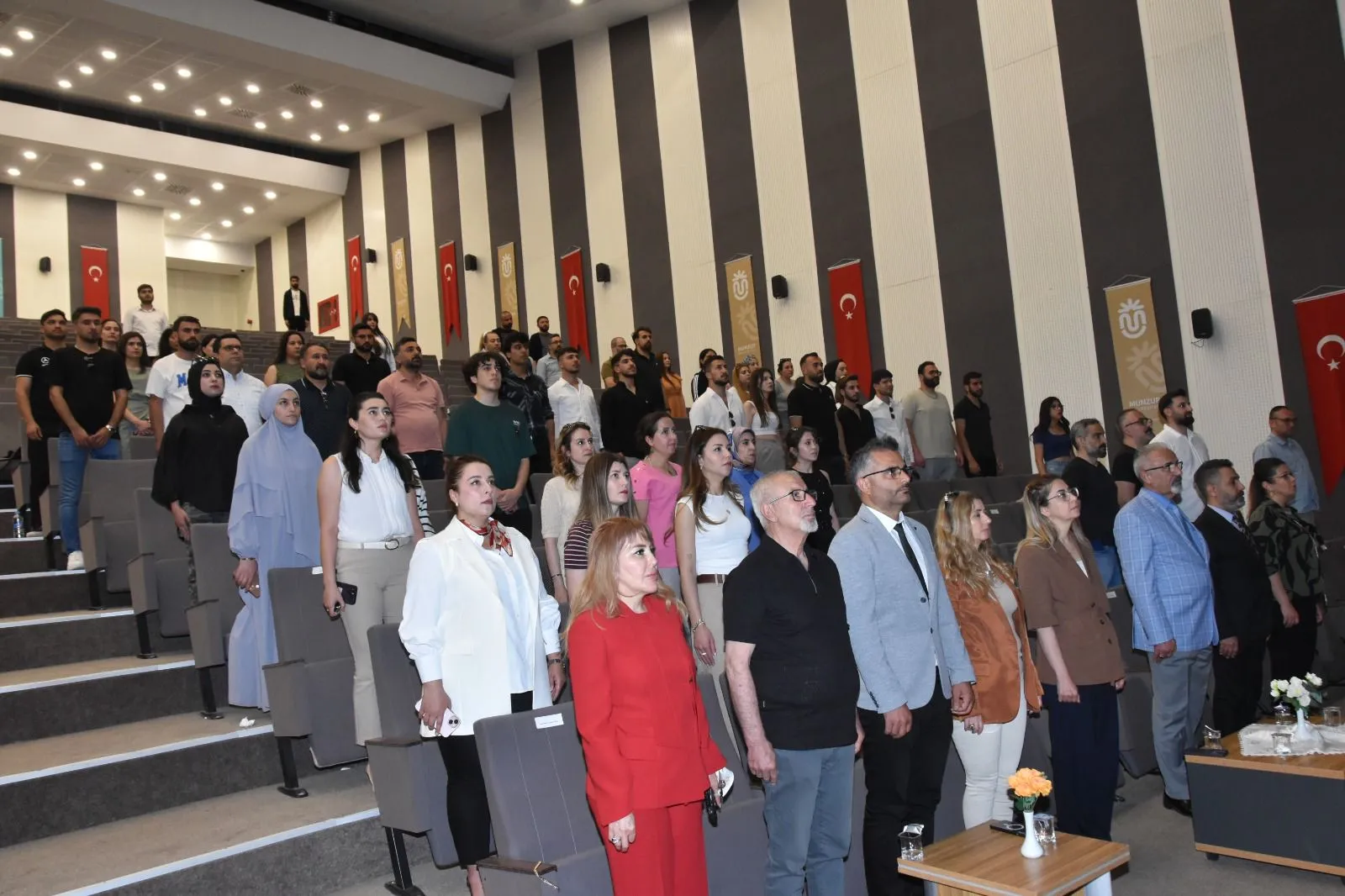 Munzur Üniversitesi'nde 19 Mayıs ATATÜRK'ü Anma, Gençlik ve Spor Bayramı Kutlandı