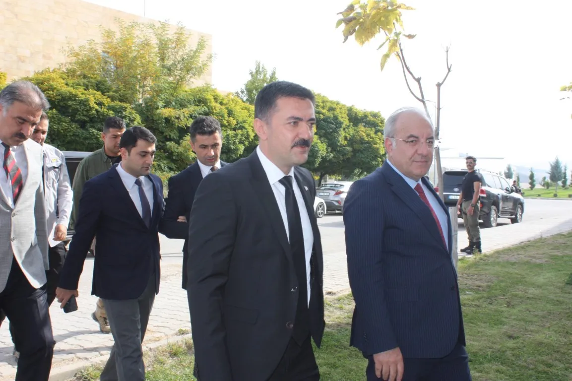 Cumhuriyetimizin 100. Yılı Etkinlikleri Kapsamında “Cumhuriyetin 100. Yılında Tunceli ve Sevginin Yüzyılı Paneli” Düzenlendi