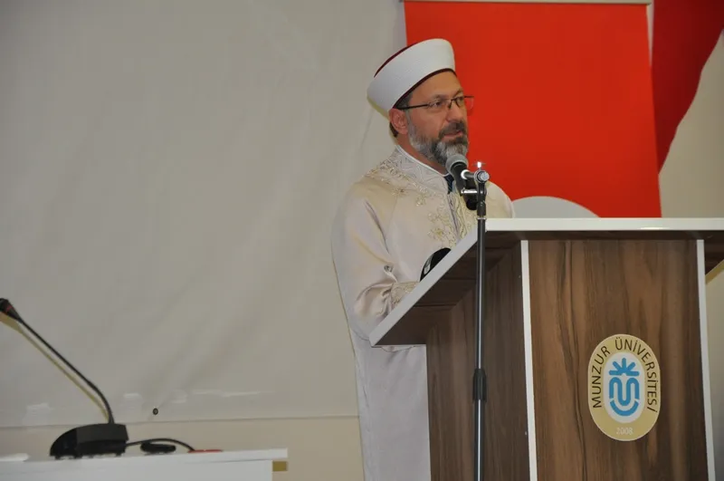 Diyanet İşleri Başkanı Prof. Dr. Sayın Ali ERBAŞ, Üniversitemizde Konferans Verdi