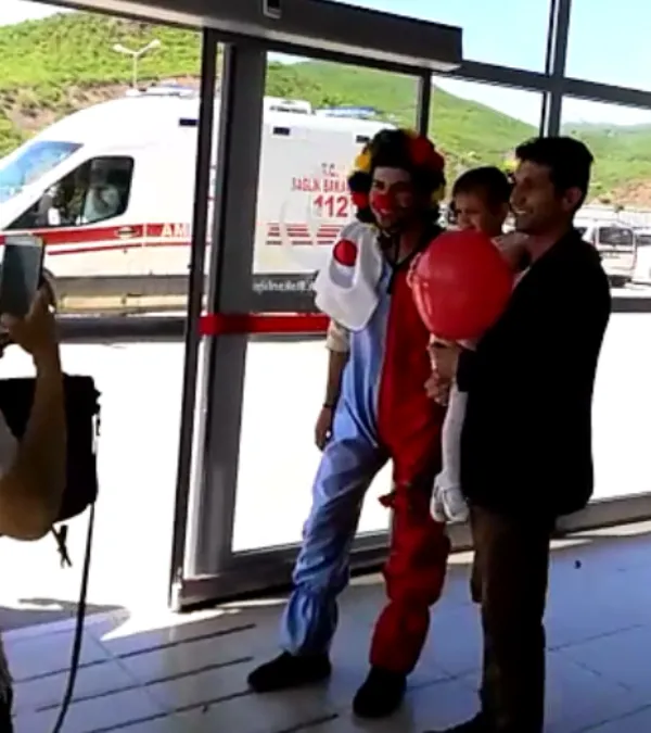 Tunceli Devlet Hastanesi'nde "Hastaya Moral, Çalışana Destek" Etkinliği