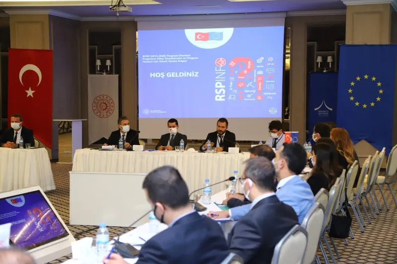 Üniversitemiz Nadir Toprak Elementleri Uygulama ve Araştırma Merkezi, Tecrübe Paylaşımı Etkinliğine Katıldı