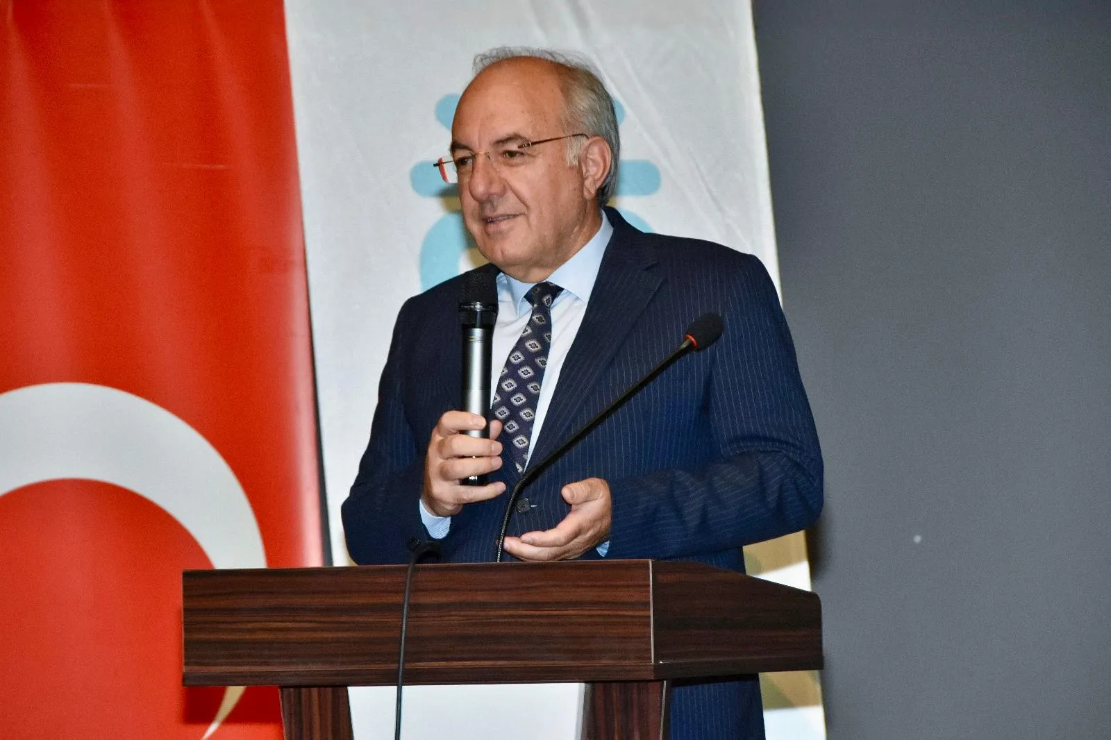 Munzur Üniversitesi Ev Sahipliğinde “Akuaponik ve Hidroponik Sistemlerle Sürdürülebilir Tarım Çalıştayı” Gerçekleştirildi