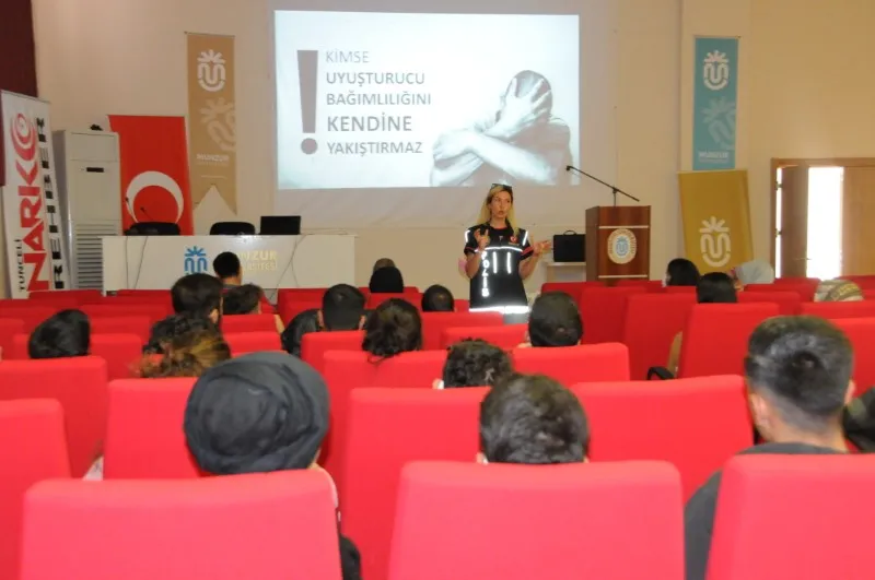 Öğrencilerimize Bağımlılıkla Mücadele Semineri Verildi