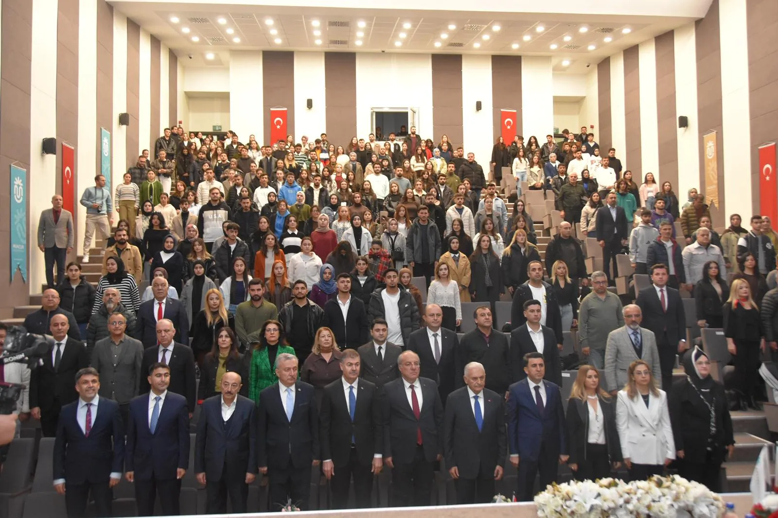 Son Başbakanımız Sayın Binali YILDIRIM Munzur Üniversitesi Öğrencileriyle Buluştu