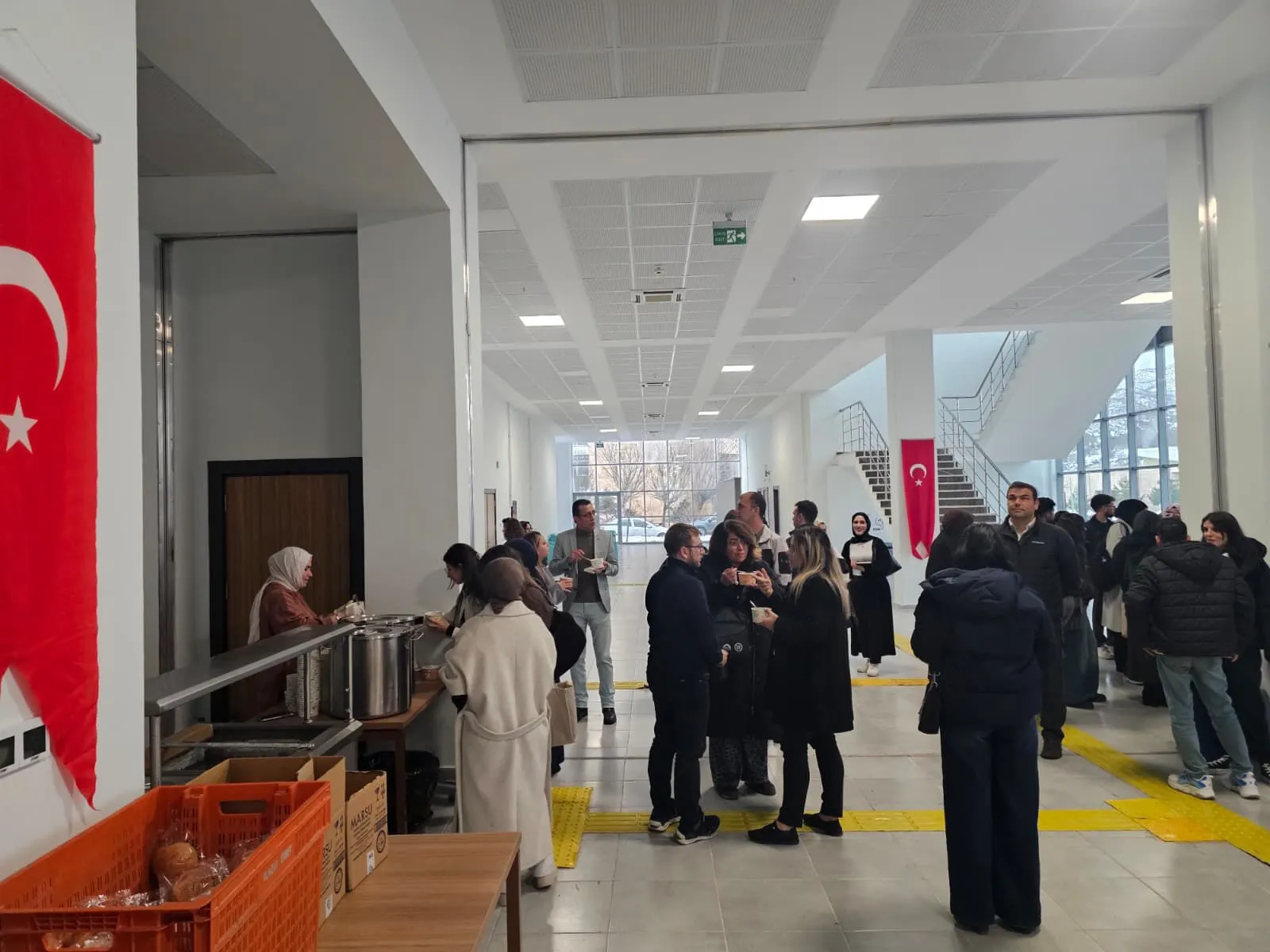 Munzur Üniversitesi'nde Ücretsiz Çorba İkramı