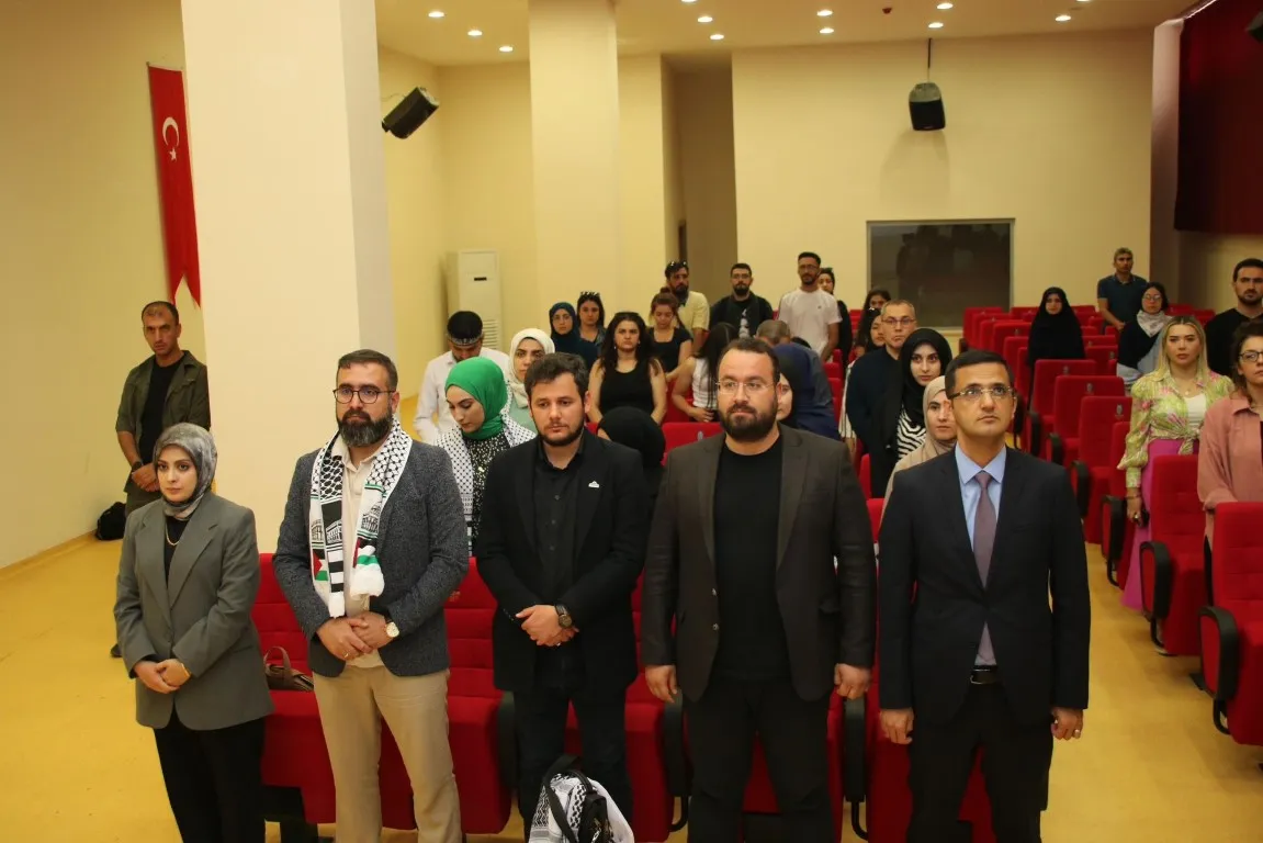 Munzur Üniversitesi “Denizden Nehire Özgür Filistin” Diye Haykırdı