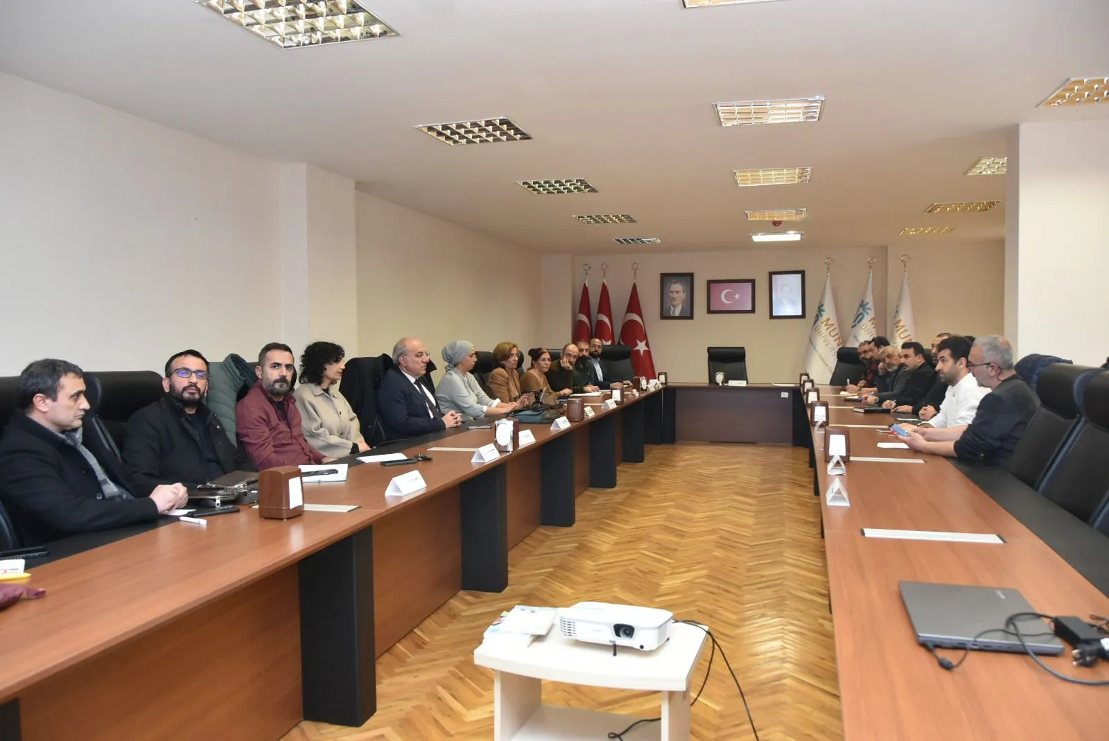 Rektörümüz Prof. Dr. Kenan PEKER Başkanlığında Tunceli'nin Kültürel Mirası ''Gağan'' Üzerine İstişare Toplantısı Düzenlendi