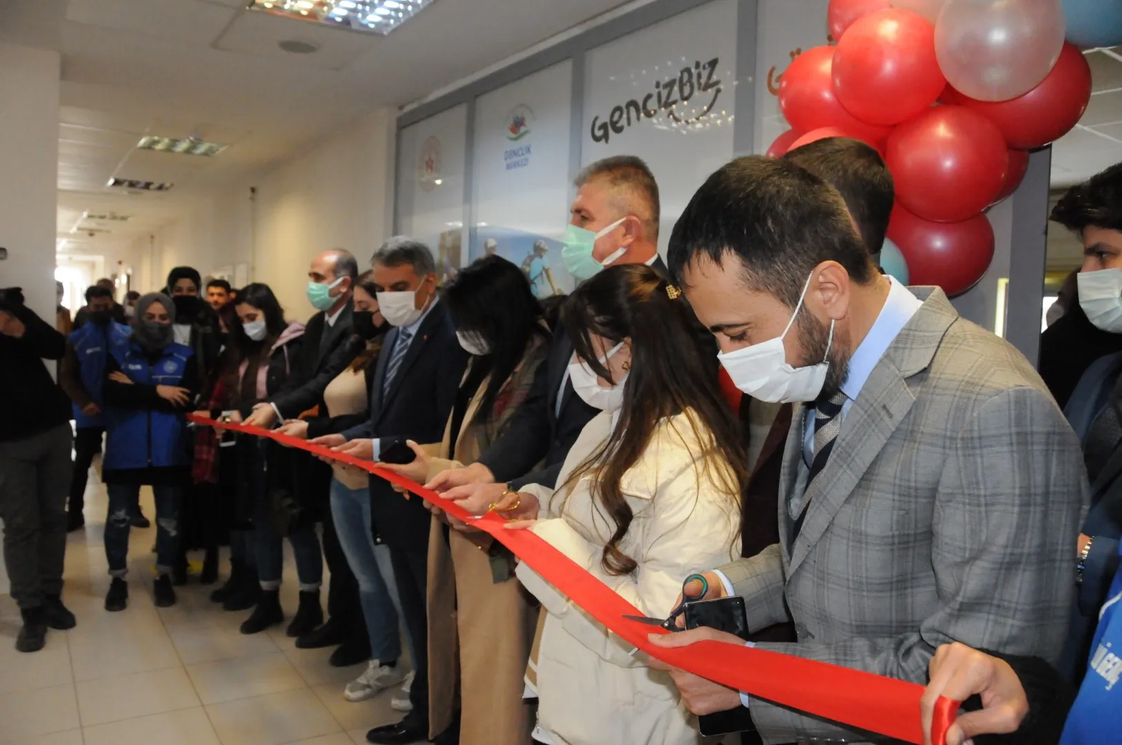 Üniversitemizde “Genç Ofis” Açıldı