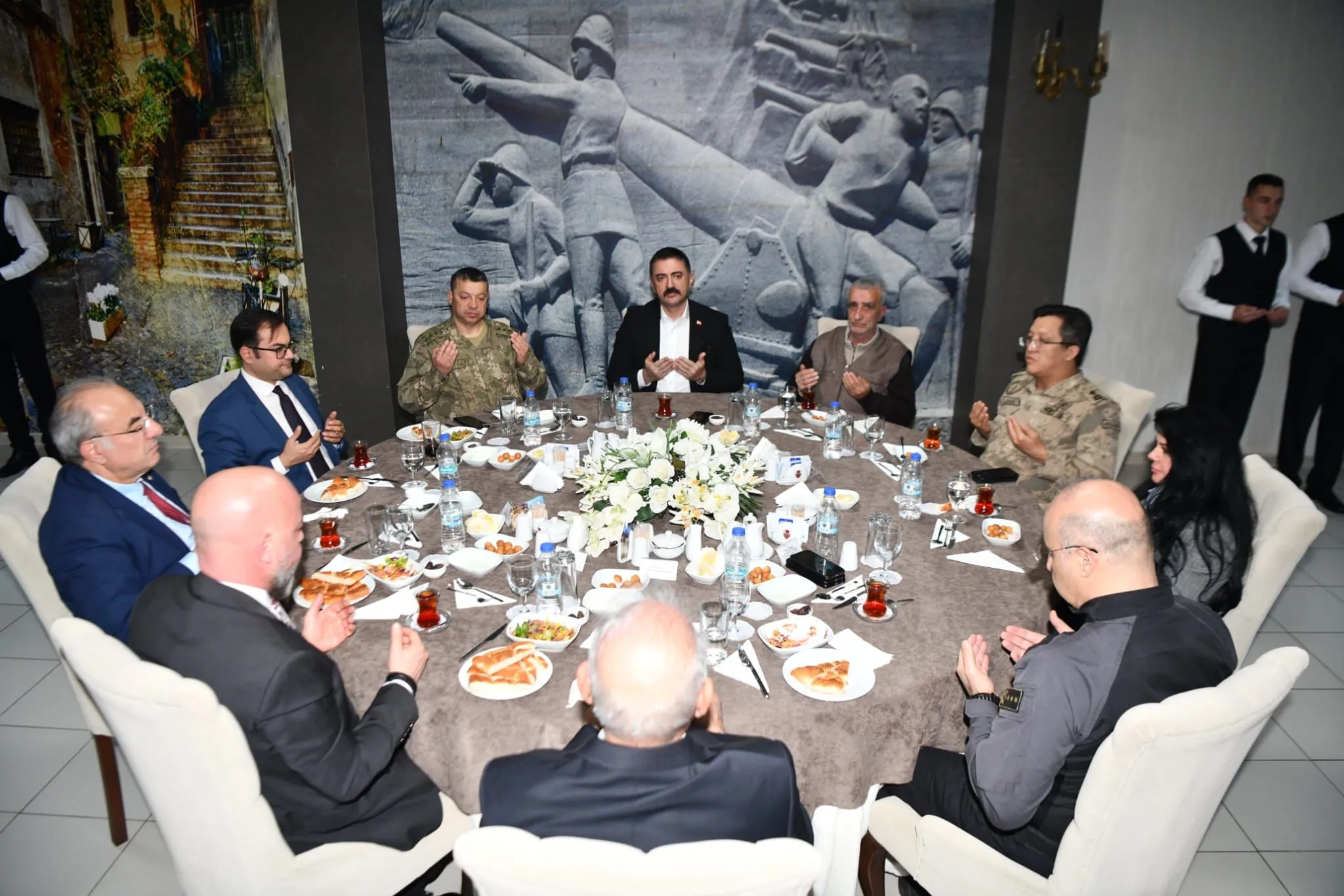 Rektörümüz Prof. Dr. Kenan PEKER İftar Yemeğine Katıldı