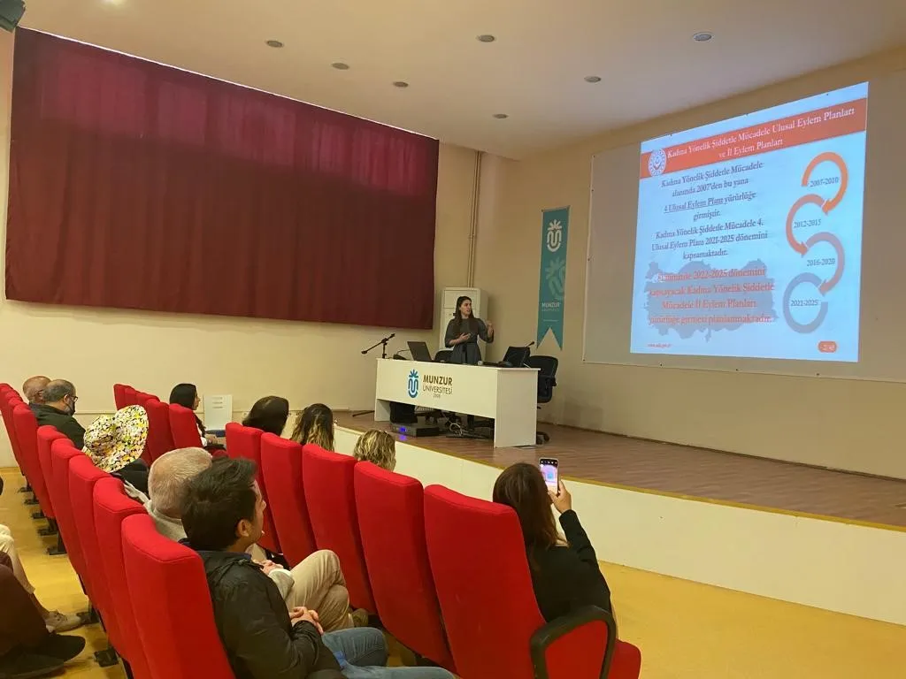 Üniversitemizde Kadına Yönelik Şiddetle Mücadele Eğitimi Verildi