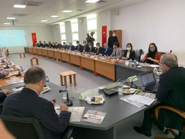 Rektör İpek, “Güneydoğu Bölgesel Kariyer Fuarı Ön Hazırlık Toplantısı”na Katıldı