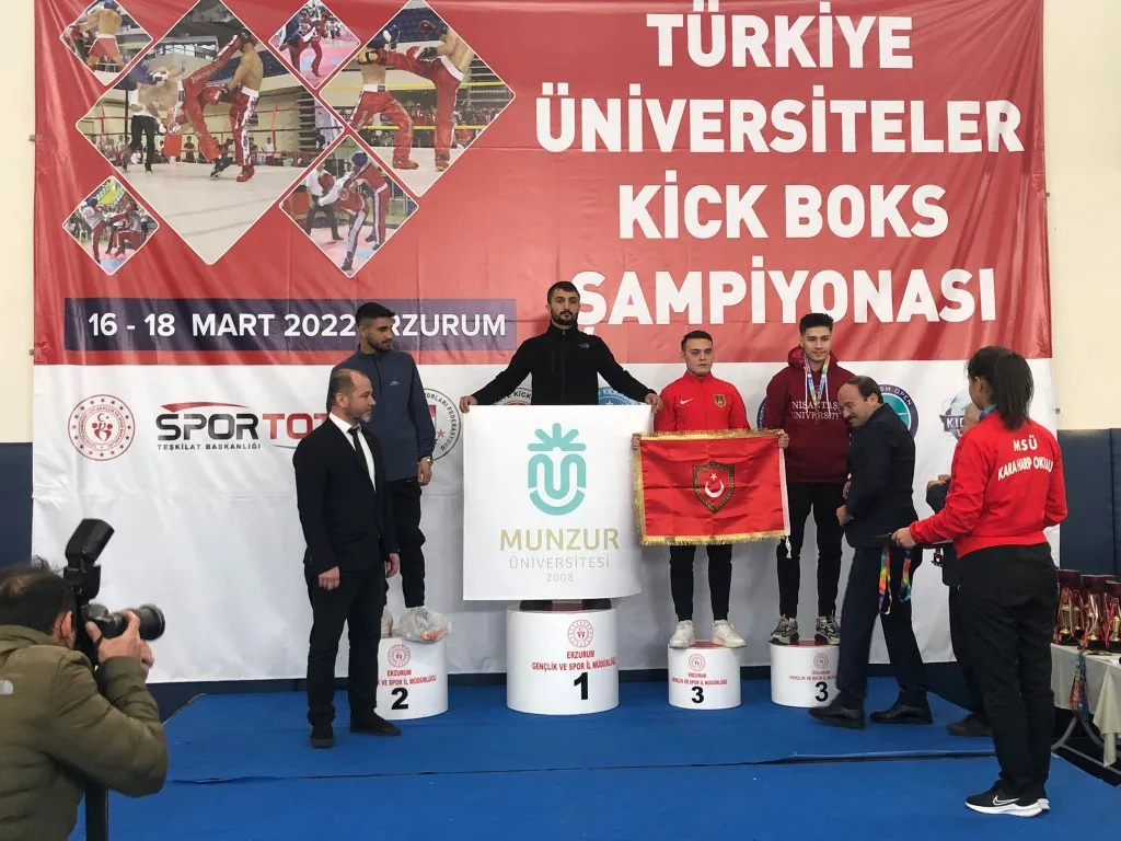 Öğrencimiz Musa Tan Üniversiteler Arası Kick Boks Şampiyonu Oldu