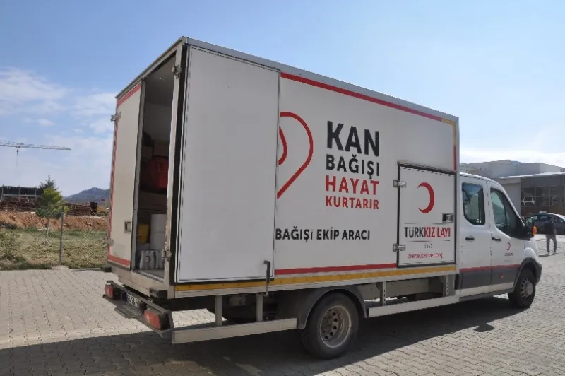 Üniversitemizden Kan Bağışına Yoğun İlgi