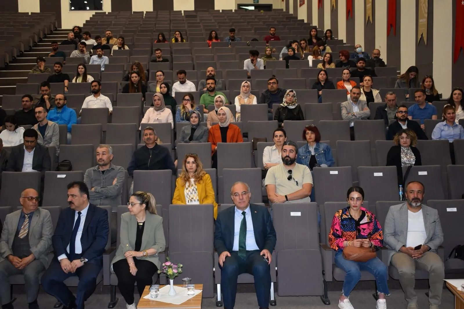 Munzur Üniversite’sinde TÜBİTAK Projesi Hazırlama Eğitimi Verildi