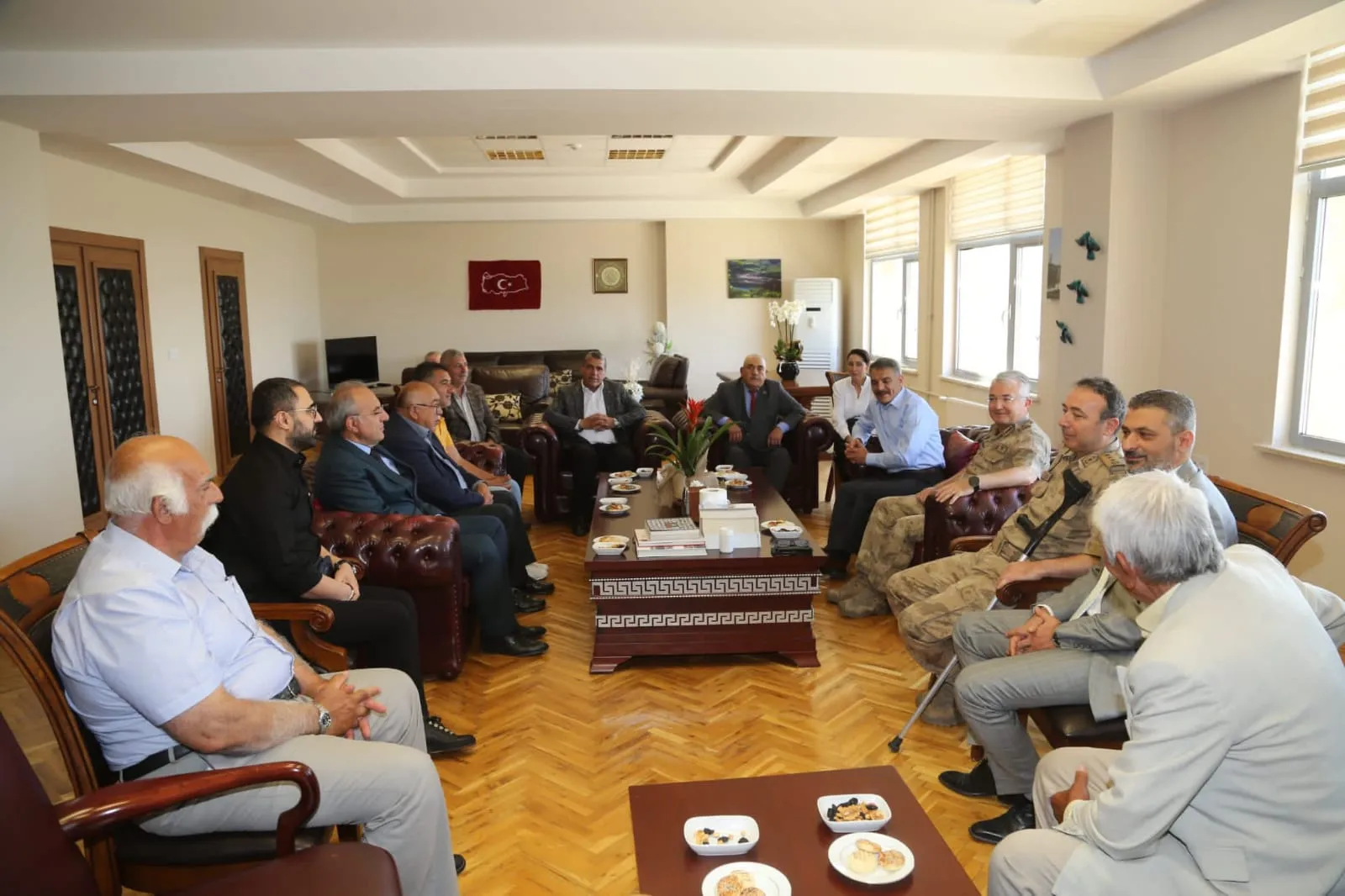Tunceli Valimiz Mehmet Ali Özkan, Rektörümüz Prof. Dr. Kenan Peker’i Ziyaret Etti
