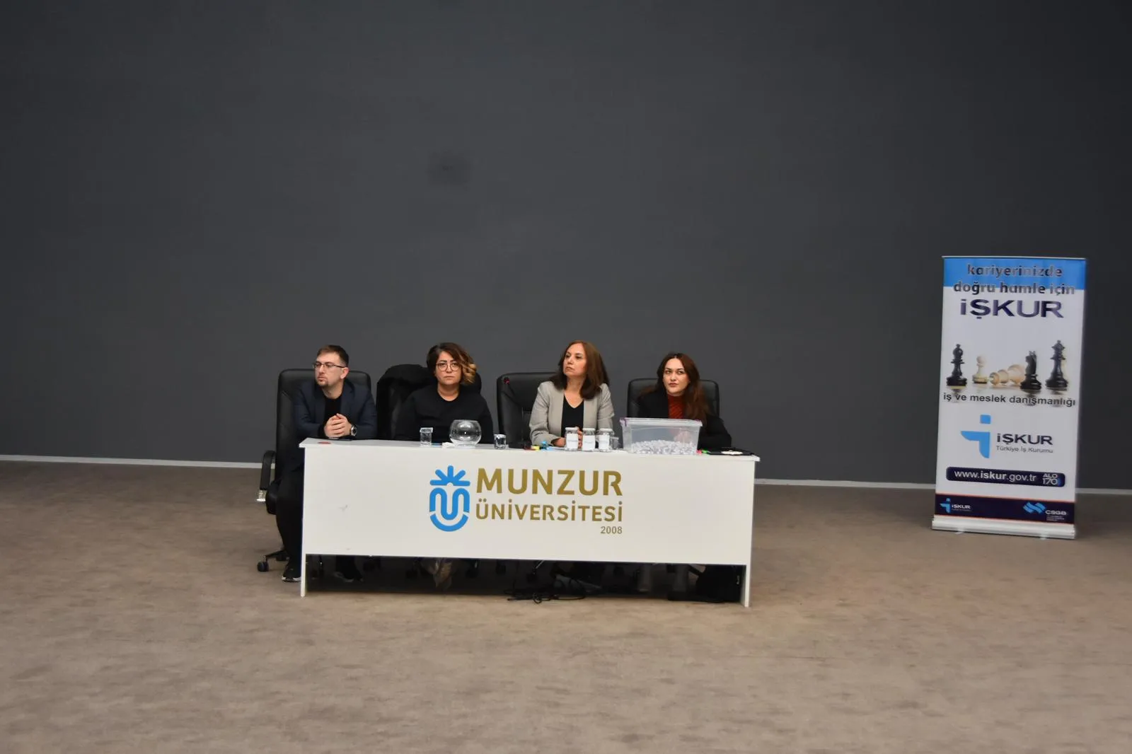 Munzur Üniversitesi’nde İŞKUR Gençlik Programı Kura Çekimi Yapıldı